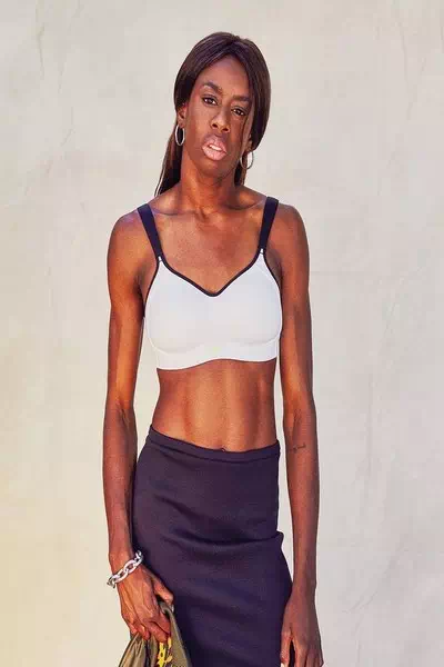 Aauri Bokesa – miniatura