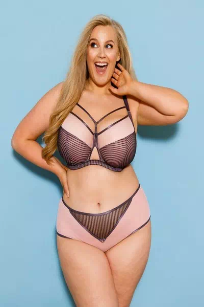 Abby Russell – miniatura