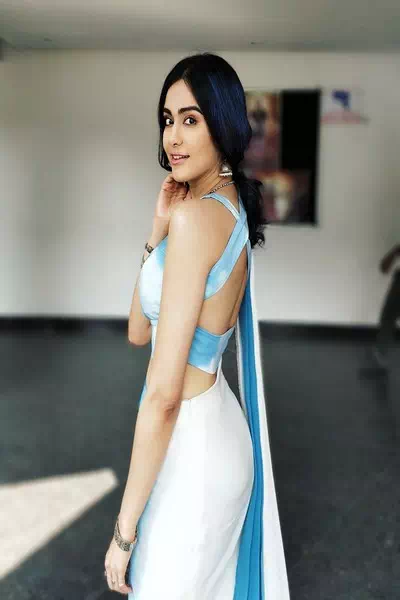 Adah Sharma – miniatura