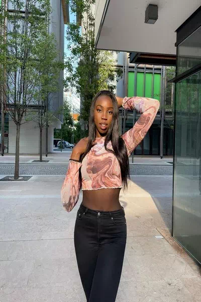 Adhuoljok Malual – miniatura