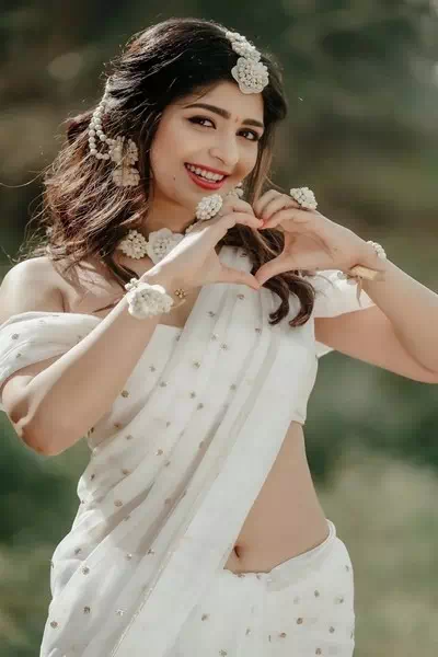 Aditi Prabhudeva – miniatura