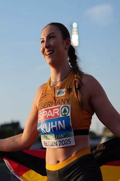 Aileen Kuhn – miniatura