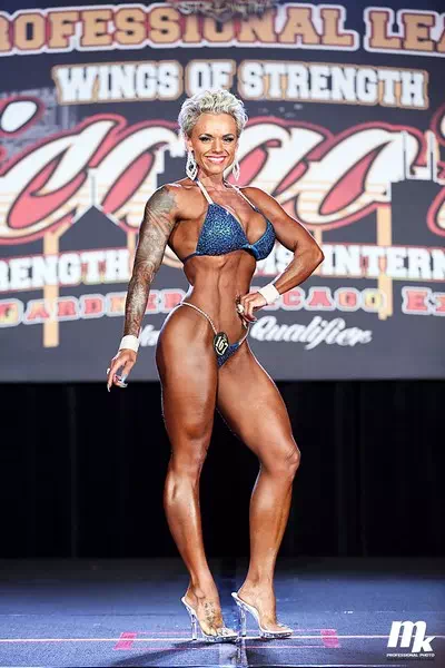 Aleisha Hart – miniatura