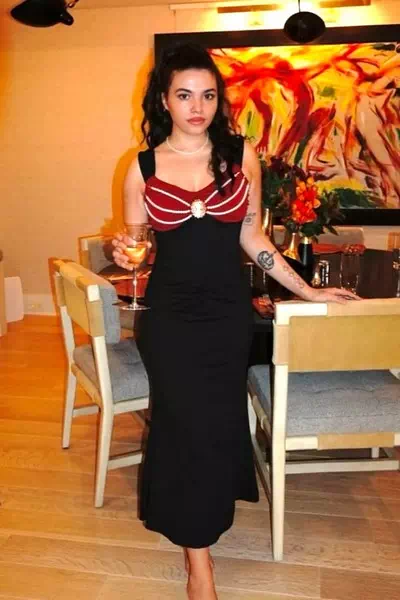 Alexandria Zahra Jones – miniatura