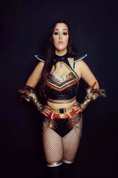 Alexxis Falcon – miniatura