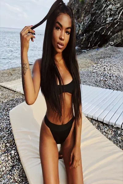 Alicia Awa – miniatura