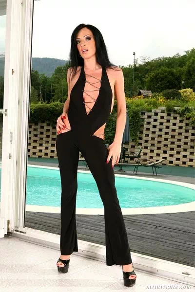 Alisha-Sweet.webp