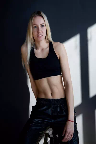 Alyona Lutkovskaya – miniatura