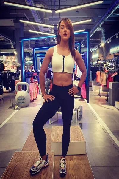 Alyssa Conley – miniatura