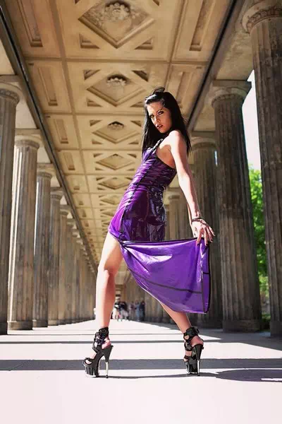 Amarantha LaBlanche – miniatura