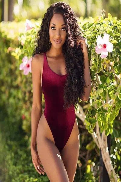 Anastagia Pierre – miniatura