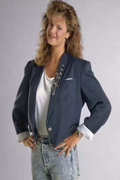 Andrea Elson – dzisiejszy solenizant