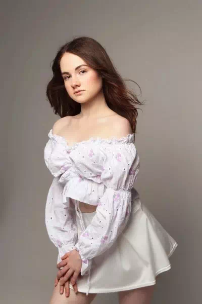 Angela Johnson – miniatura