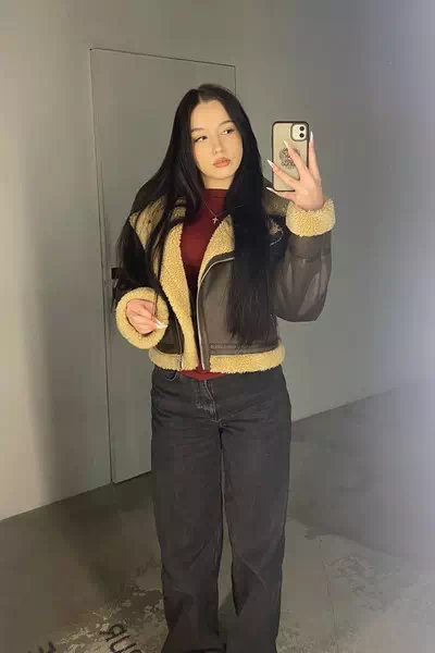 Angila Doyal – miniatura