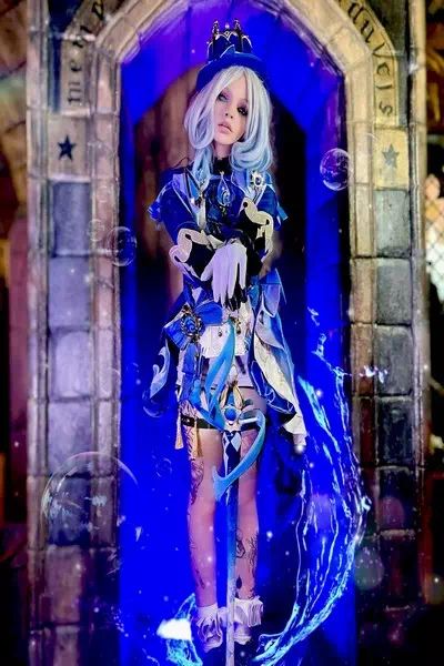 Anna Hime – miniatura