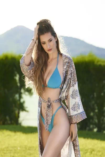 Annie Karrera – miniatura