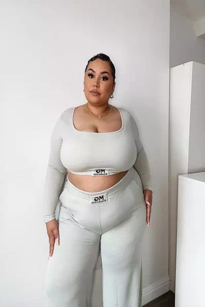 Antonia Jade – miniatura