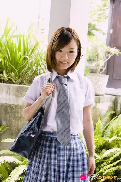 Asami Tani – miniatura