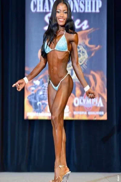 Ashley Dorielle – miniatura