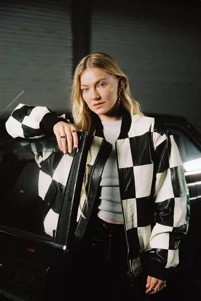 Astrid Smeplass – miniatura