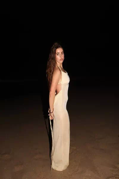 Avia Butler – miniatura