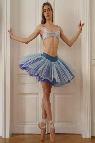 Avva Ballerina – miniatura