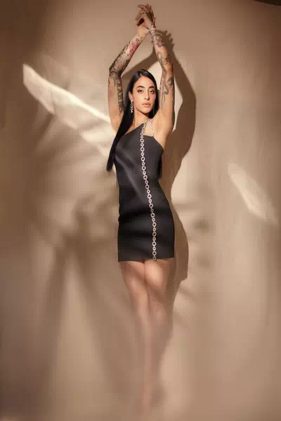 Bani J – miniatura