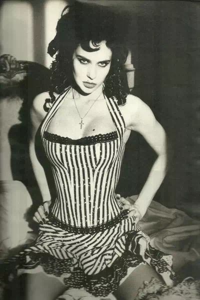 Beatrice Dalle – miniatura