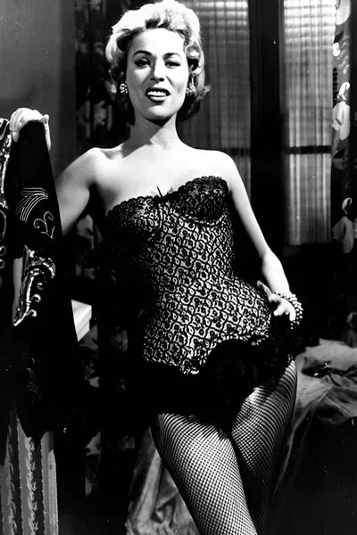 Bella Darvi – miniatura