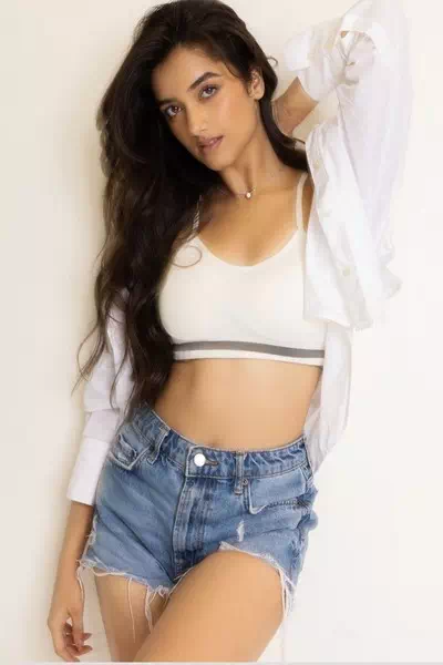 Bhagyashri Borse – miniatura