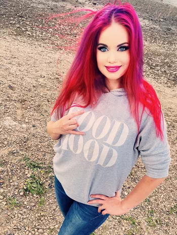 Black Hornis – miniatura