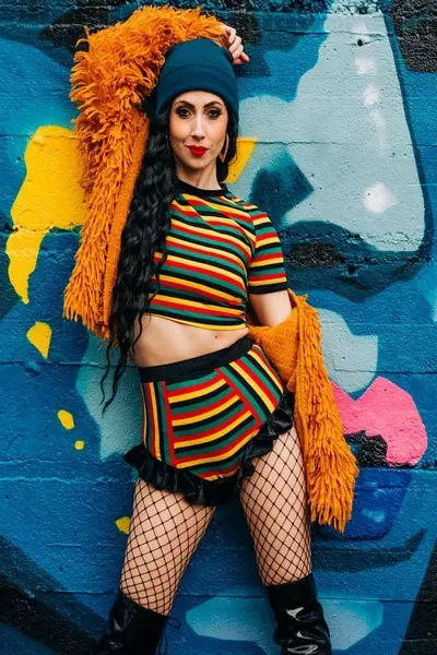 Bonnie Boux – miniatura