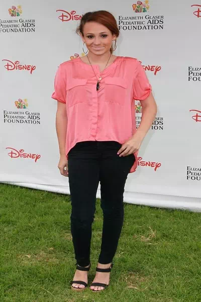 Caitlyn Love – miniatura