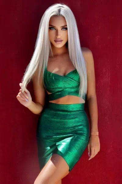 Caroline Derpienski – miniatura