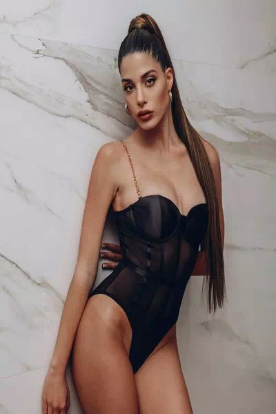 Catherine Kikilia – miniatura