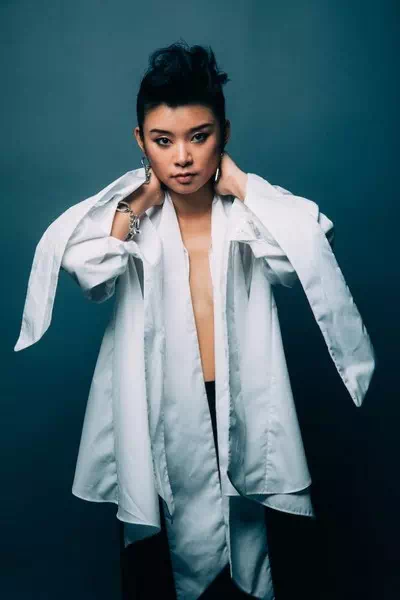 Celia Au – miniatura