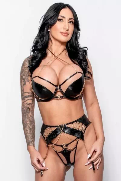 Cherry Devivre – miniatura