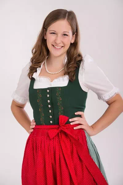 Claudia Plakolm – miniatura