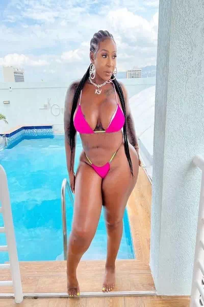 Coco DeThick – miniatura