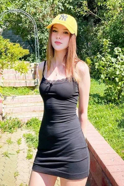 Daneliya Tuleshova – miniatura