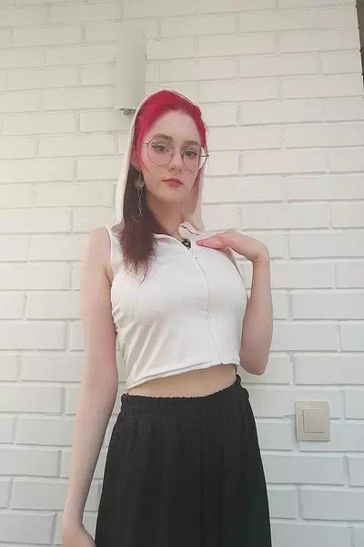 Darelle Hanly – miniatura