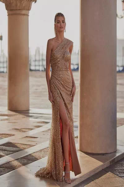 Dasha Khlystun – miniatura