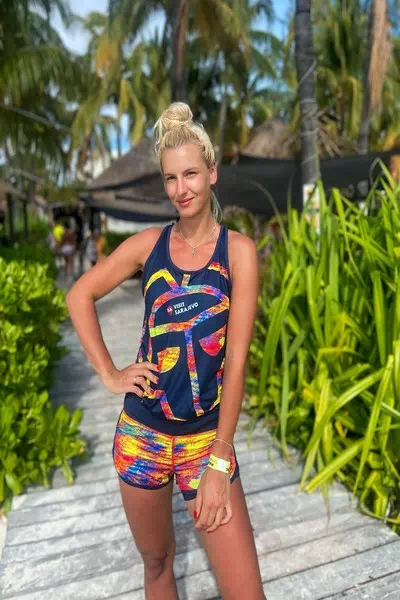 Dea Herdzelas – miniatura