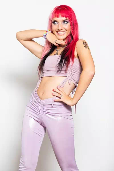 Delilah Bon – miniatura