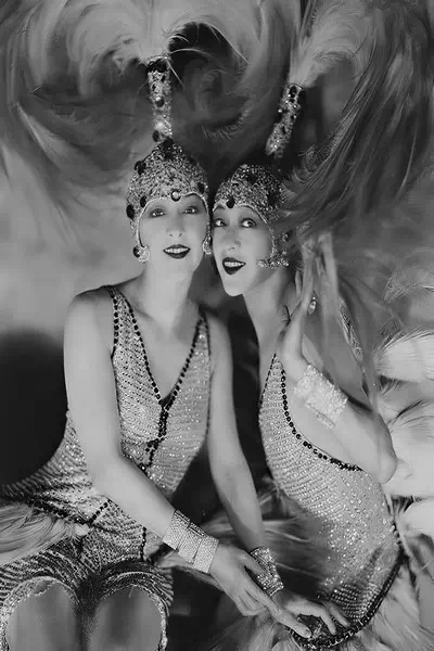 Dolly Sisters – miniatura