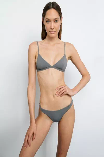 Eden Bristowe – miniatura