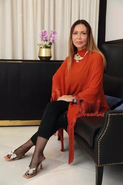 Elsa Raposo – miniatura