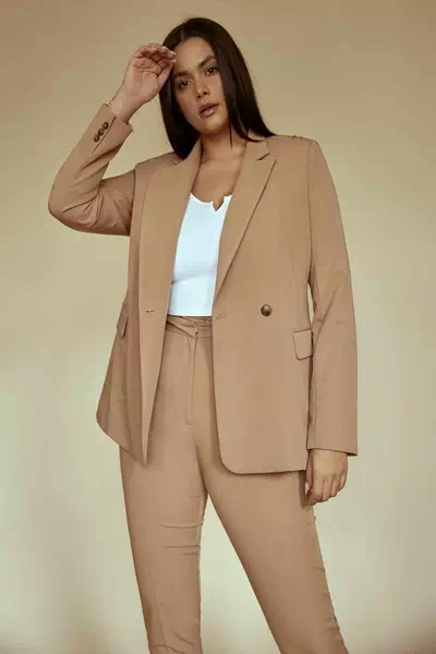 Emelie Viktorija – miniatura