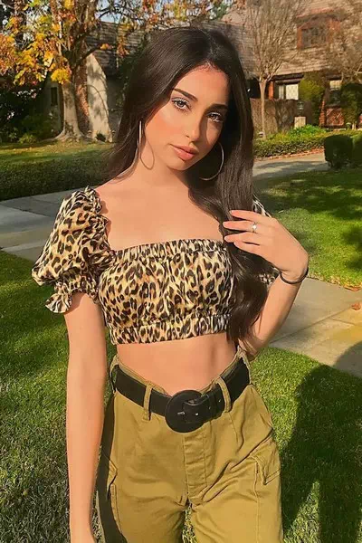 Emily Gutierrez – miniatura