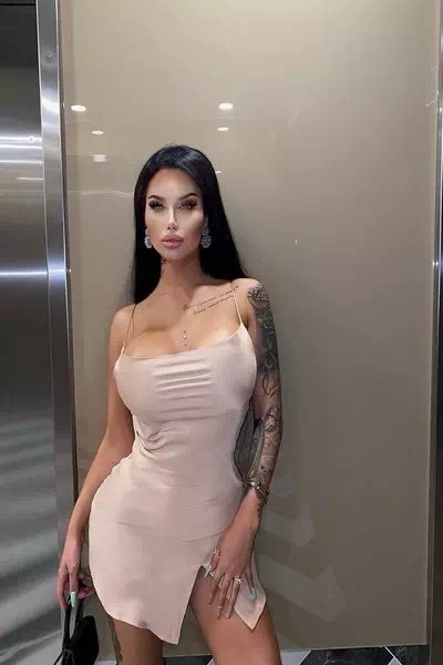 Enise Sude – miniatura